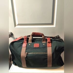 Tumi Dakota Weekender Duffel Bag – Green with Original Lock & Keys